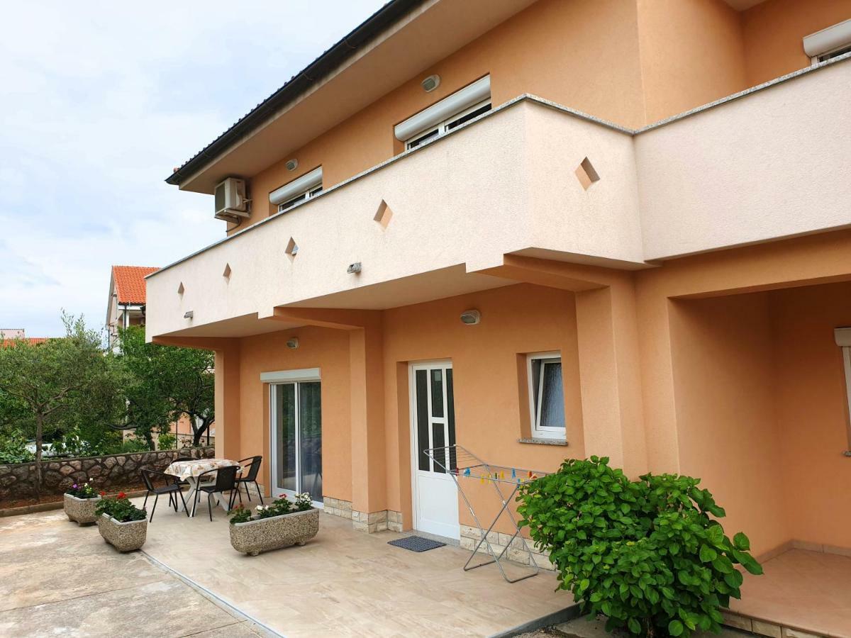 Apartments Elvira 克尔克 外观 照片
